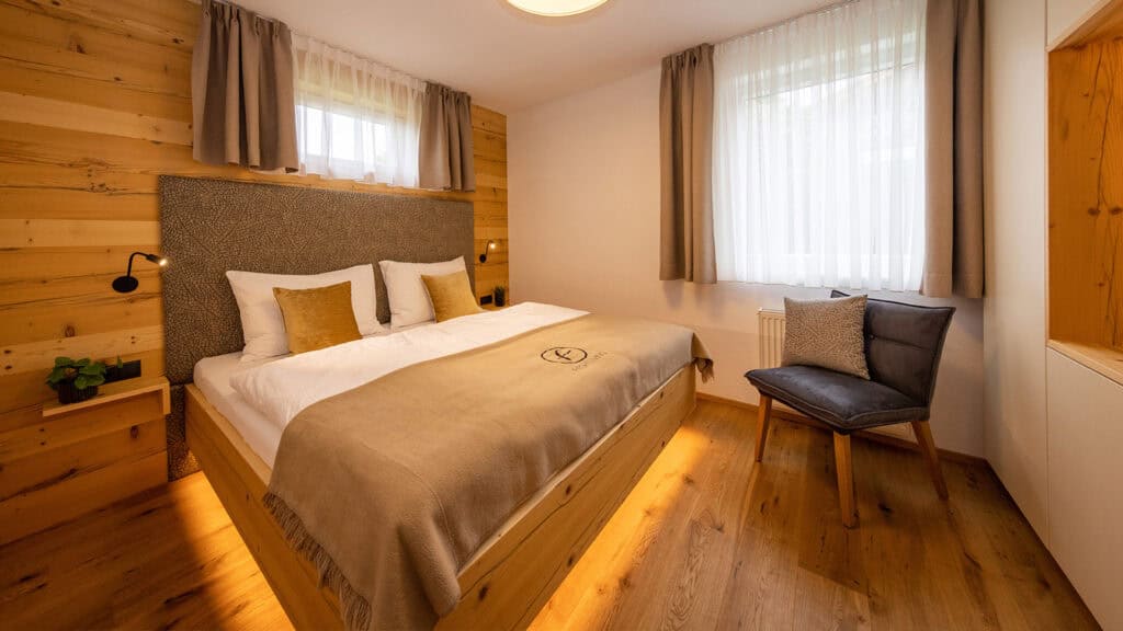 FESH LIVING Schlafzimmer Doppelbett Bett
