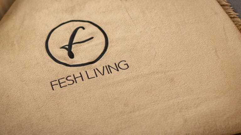 Penthouse Schlafzimmer Bettwäsche Branding FESH LIVING